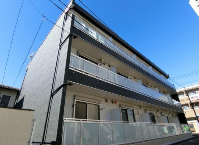 リブリルアージュ学園東の外観
