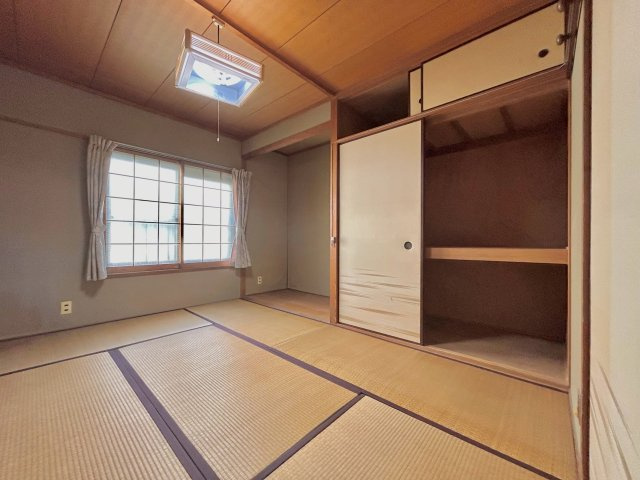 渦ヶ森コーポ5号棟の和室|6帖和室です。