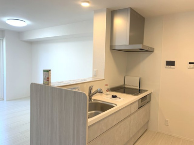 【キッチン】 | D-residence・K沖野上 | 対面式システムキッチン