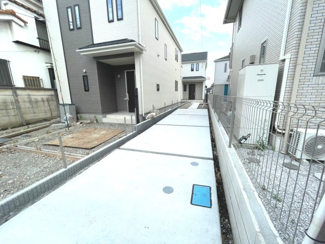 昭島市昭和町４丁目　全２棟　B号棟の駐車場
