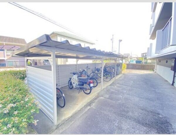 グリーンヒル高根の外観