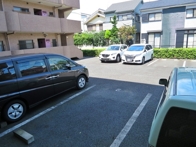 パークサイドＵＴの駐車場|駐車場あります♪(要空き確認)