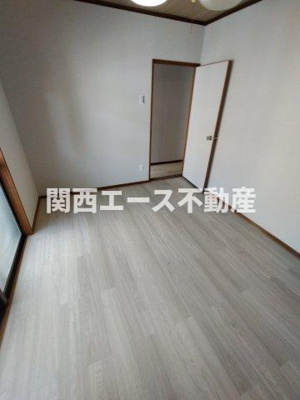 【居間・リビング】 | 日下町７丁目貸家