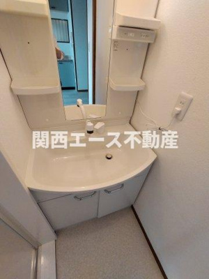  | 日下町７丁目貸家