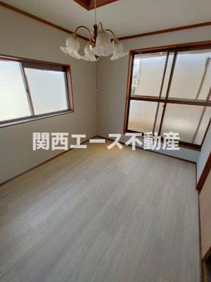  | 日下町７丁目貸家