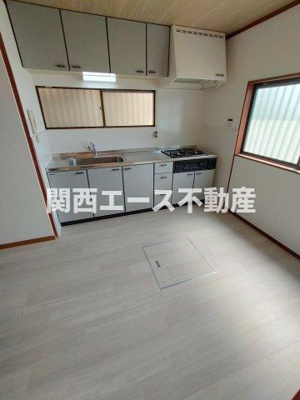 【居間・リビング】 | 日下町７丁目貸家