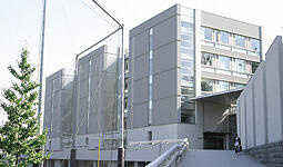 私立国士舘大学２１…まで1614m