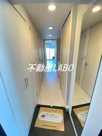アドバンス大阪ソルテの玄関