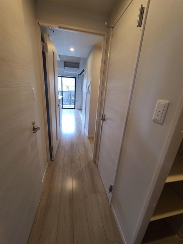 Modern palazzo博多FRONTの玄関