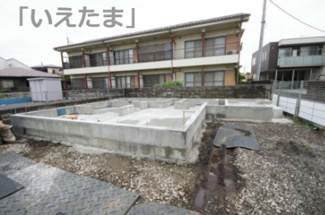 【外観】 | 【仲介手数料無料！！】昭島市朝日町4丁目　新築戸建て（全1棟）1号棟　6080万円 | 令和８年５月２２日撮影　建築中