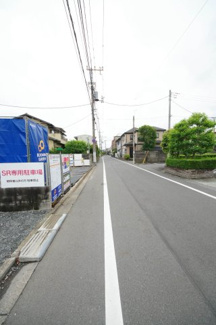 【前面道路含む現地写真】 | 【仲介手数料無料！！】昭島市朝日町4丁目　新築戸建て（全1棟）1号棟　6080万円