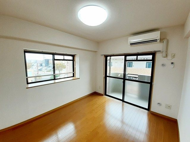 シャルマン原のその他