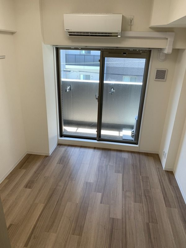 ララプレイス大阪新町ヴェレの居間・リビング
