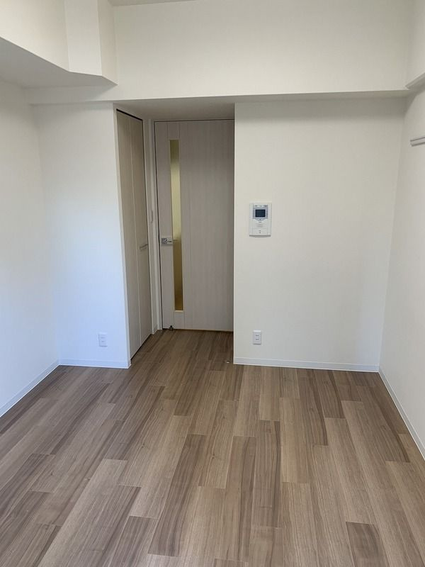 ララプレイス大阪新町ヴェレの洋室