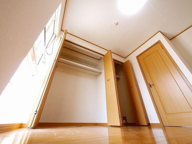 インフィニートＮの収納|こまごまとしたものを収納できそうですね
