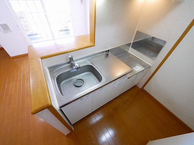 インフィニートＮのキッチン|コンパクトなキッチンで掃除もラクラク