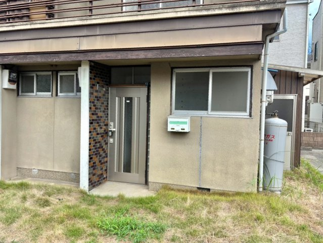 メゾン吉田のエントランス
