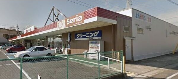 シンシャルムの周辺