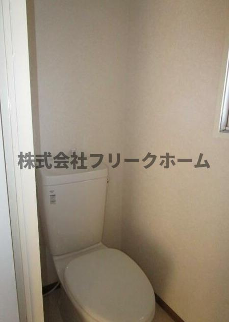 三鷹市牟礼５丁目のアパートのトイレ