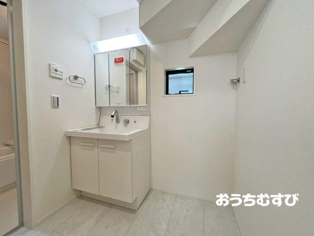 名古屋市名東区神里290②(全2棟)の独立洗面台