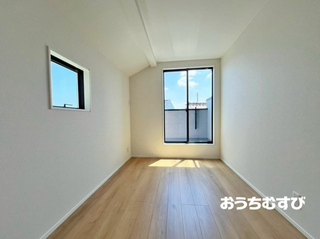 名古屋市名東区神里290②(全2棟)の洋室