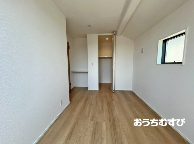 名古屋市名東区神里290②(全2棟)の洋室