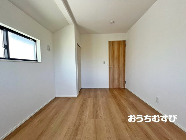 名古屋市名東区神里290②(全2棟)の洋室