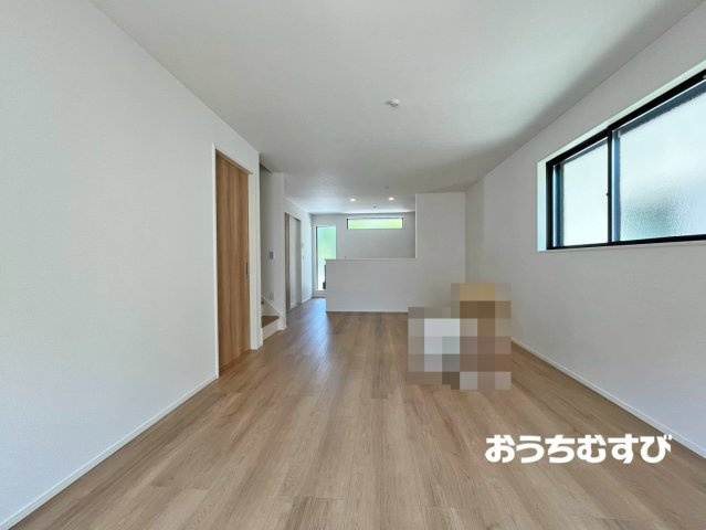 名古屋市名東区神里290②(全2棟)の居間・リビング