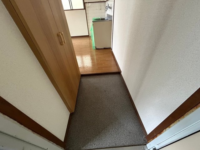 中島ハイツのエントランス