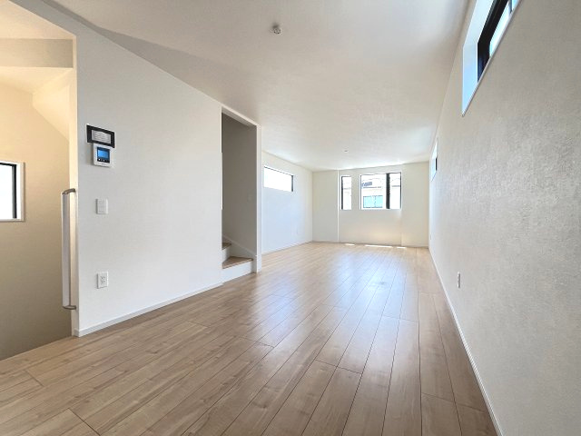 【内装】 | 福岡市西区小戸3丁目7期　1号棟（全3棟）【仲介手数料無料・0円】 | 施工例。施工例は完成時と異なる場合があります。