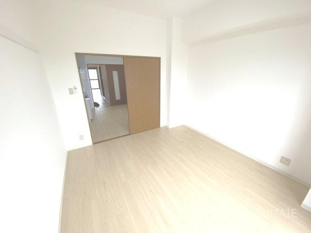 すずらん館の寝室|6.4帖洋室☆彡