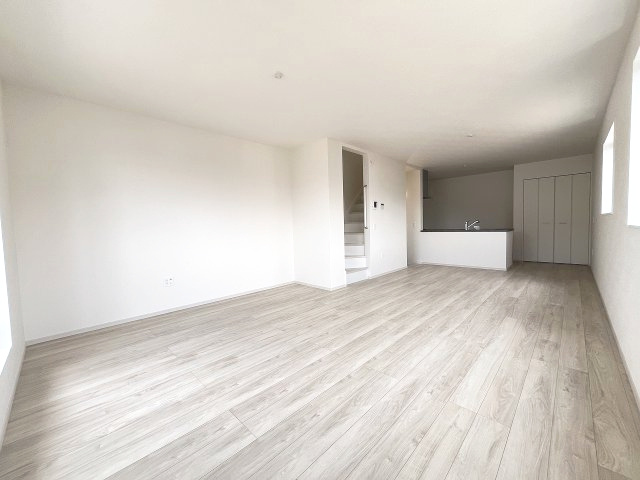 【内装】 | 福岡市西区小戸3丁目7期　3号棟（全3棟）【仲介手数料無料・0円】 | 施工例。施工例は完成時と異なる場合があります。