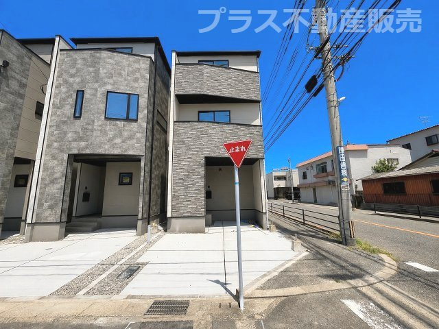 【外観】 | 福岡市西区小戸3丁目7期　3号棟（全3棟）【仲介手数料無料・0円】 | 完成イメージの外観パースです。