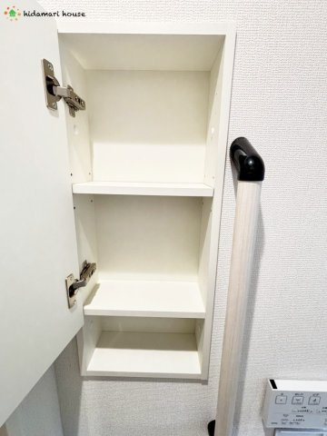 上尾市平方3期　新築戸建　グラファーレ04の収納|トイレ収納