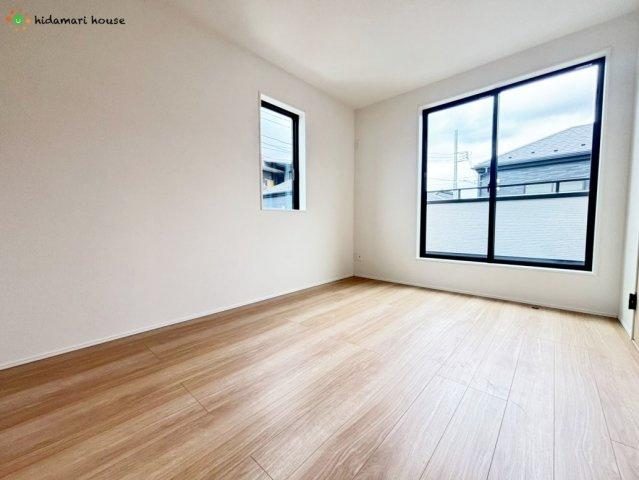 上尾市平方3期　新築戸建　グラファーレ04の洋室|2階洋室：6帖