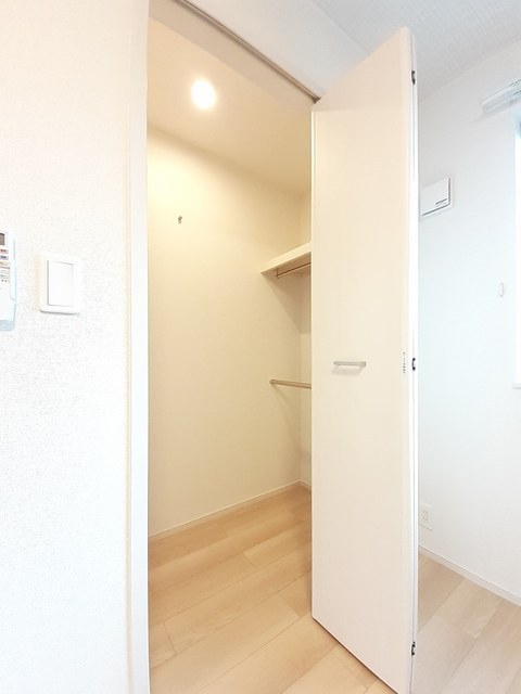パインエコーの収納|クローゼット