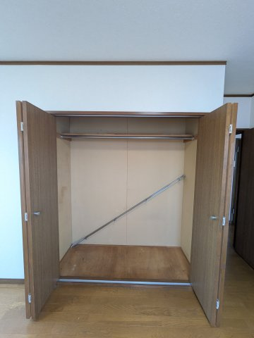 レーベンシュロス生田の収納