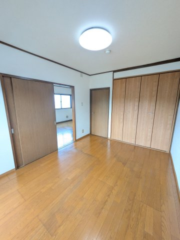 レーベンシュロス生田の寝室