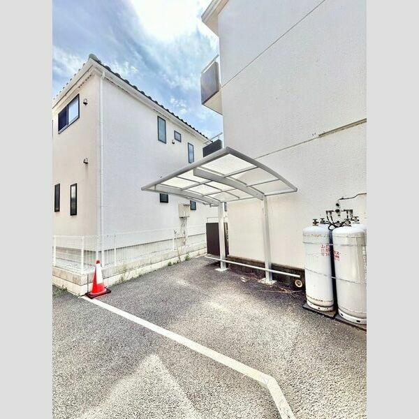バイク置き場