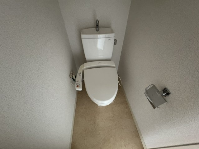 La　Douceur山王のトイレ