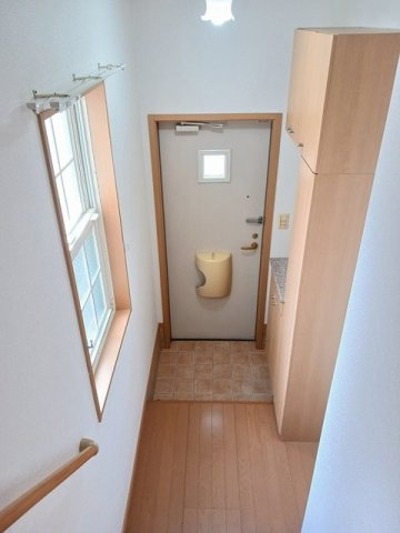 シャルマン　弐番館の玄関|明るい玄関です