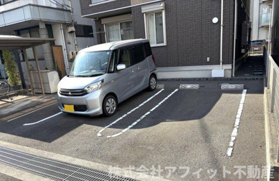 【駐車場】 | カーサフェリーチェ