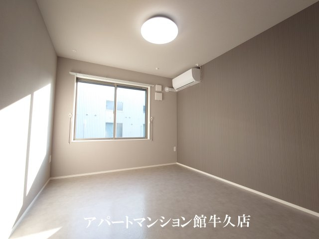 仮）牛久市田宮町新築アパートの居間・リビング
