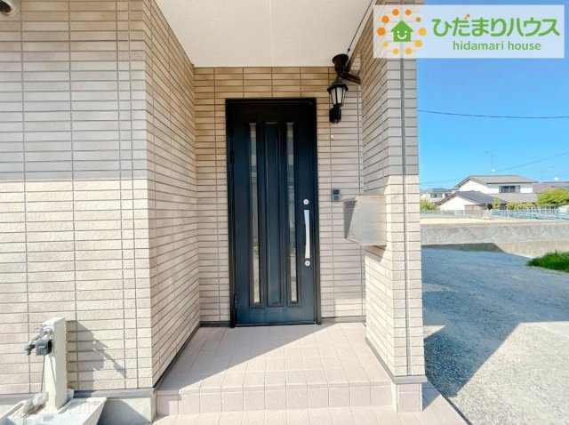いわき市四倉町上仁井田字北浜　中古戸建の玄関