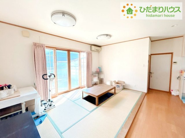 いわき市四倉町上仁井田字北浜　中古戸建の居間・リビング