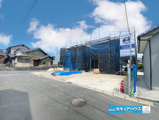 【同施工物件ご案内可】東浦町大字緒川字天白　全3棟の前面道路含む現地写真|事前予約にて現地ご見学いただけます！お気軽にお問い合わせください♪
■株式会社　セキュアハウス■
住宅ローンに強く、知識、経験豊富なスタッフ在籍
お客様に寄り添い、ご成約後もサポート致します。