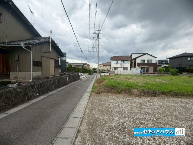 【同施工物件ご案内可】東浦町大字緒川字天白　全3棟の前面道路含む現地写真|事前予約にて現地ご見学いただけます！お気軽にお問い合わせください♪
■株式会社　セキュアハウス■
住宅ローンに強く、知識、経験豊富なスタッフ在籍
お客様に寄り添い、ご成約後もサポート致します。