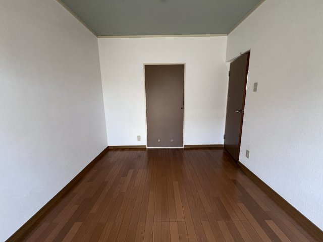 タウンハウス今寺2の洋室