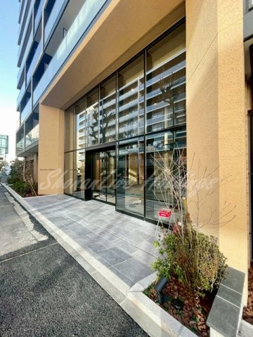 横浜市港北区新横浜３丁目の賃貸マンションのエントランス|おしゃれなエントランス♪