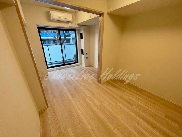 横浜市港北区新横浜３丁目の賃貸マンションの居間・リビング|使いやすい洋室♪